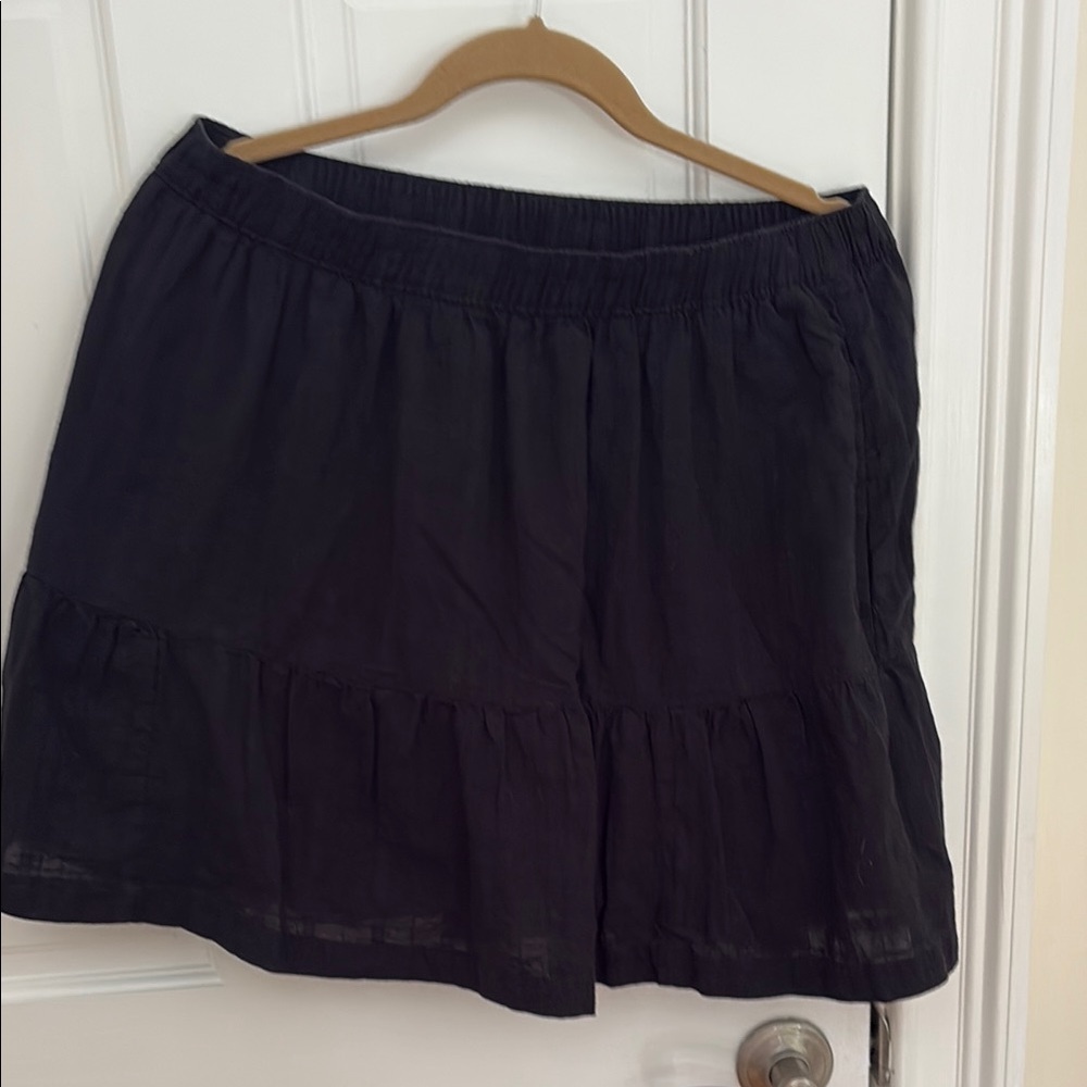 GAP Elegant Black Skirt